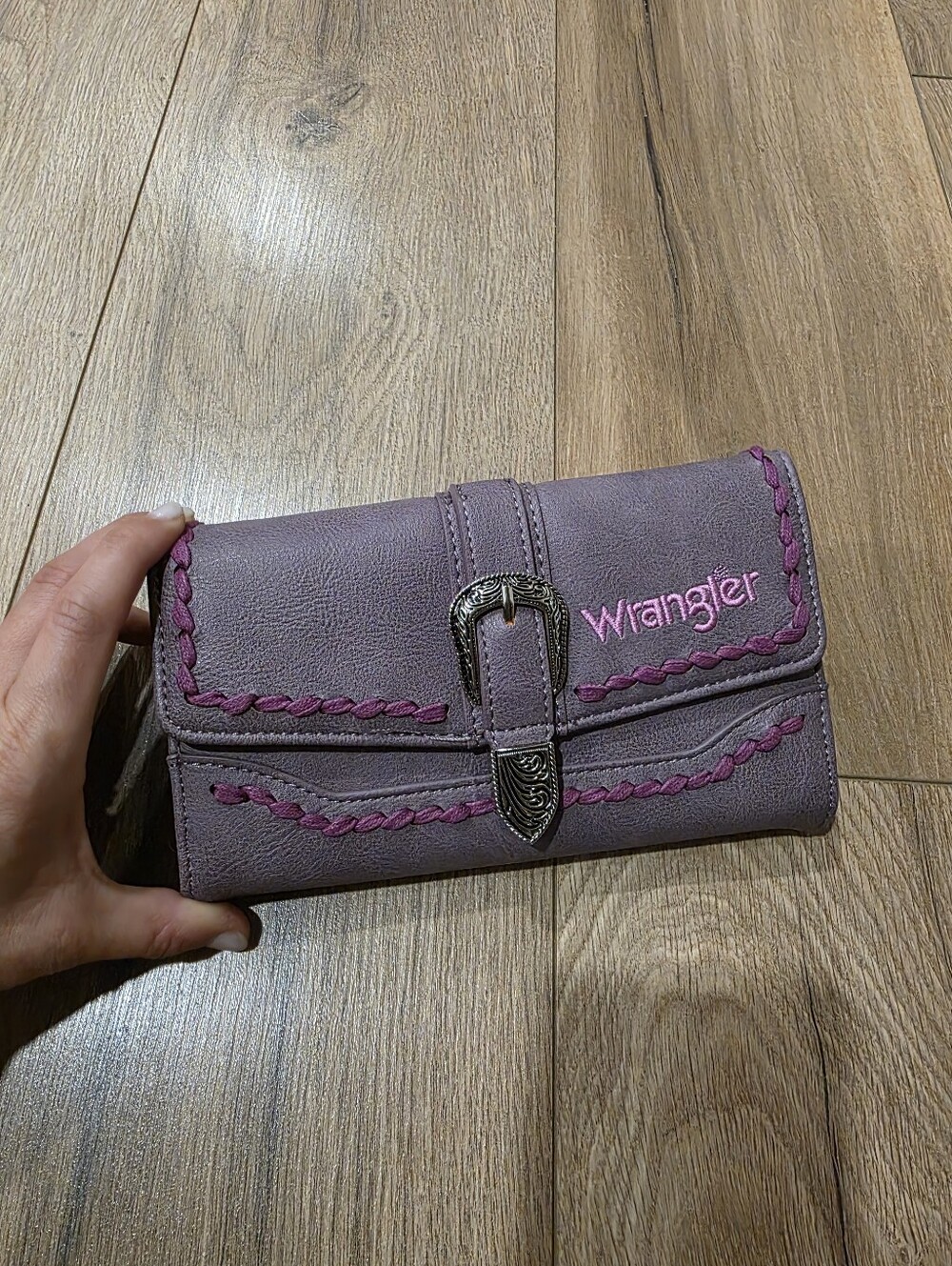 Wrangler Lavender Western Wallet - Picture 2 of 5